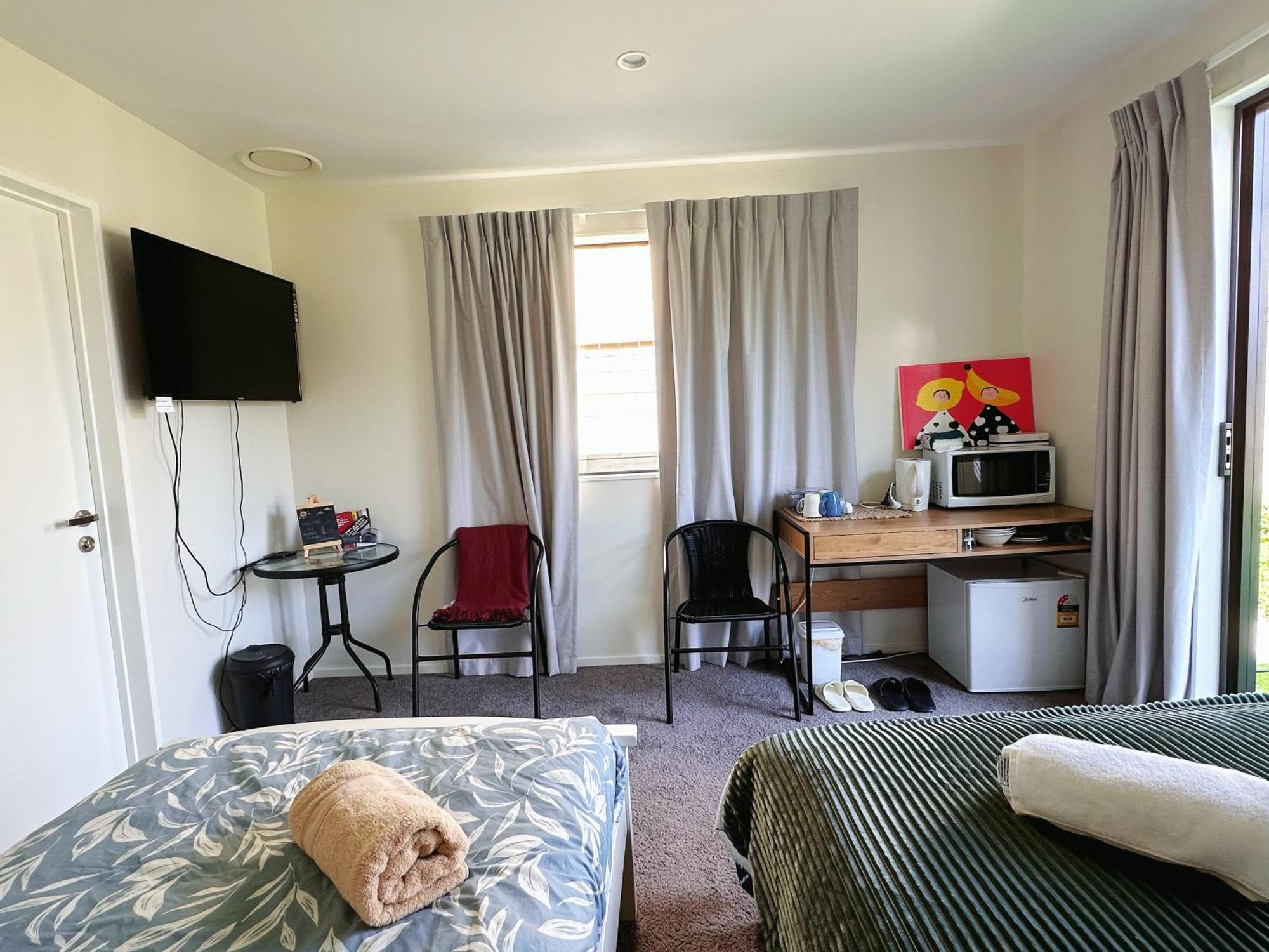 Hanleys Private Room Near Airport Франктън Екстериор снимка